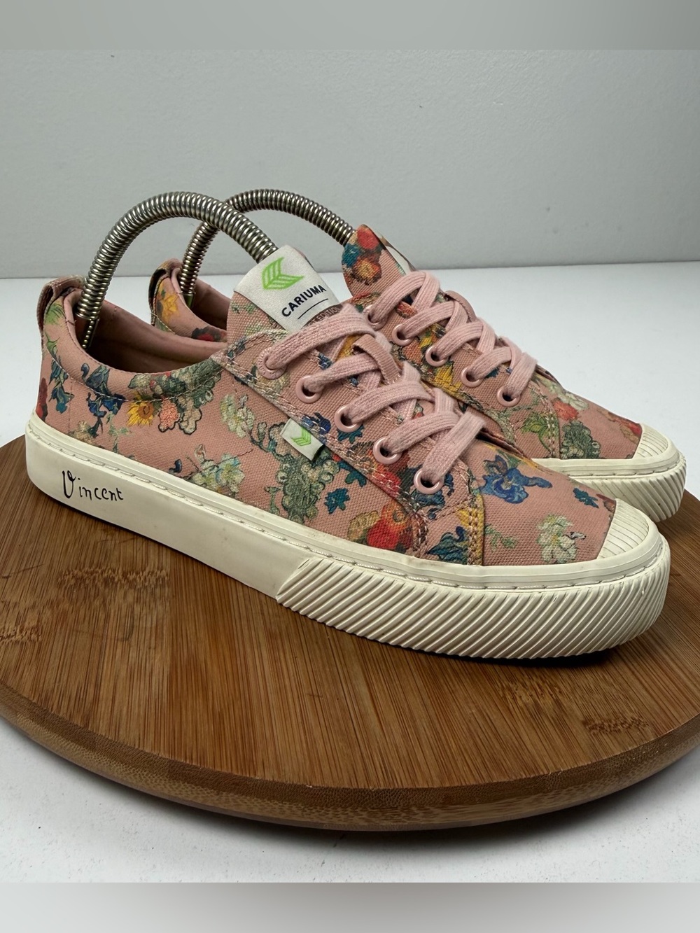 Cariuma x Vincent Van Gogh Museum Low-Top Sneakers